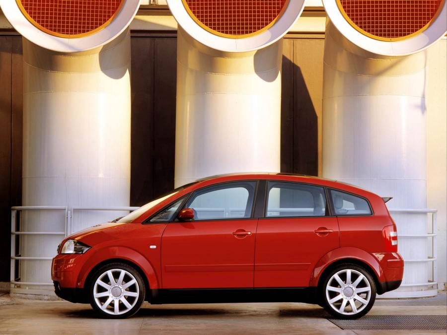  Audi A2 1.6 FSI 2002 года  (WW) (фото 14 из 16)